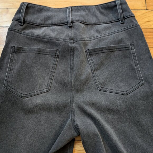 Halara Magic High Waisted Button Zipper Multiple Pockets Straight Leg Jeans - Picture 11 of 14